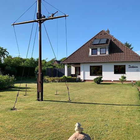 Haus Daheim Lägenhet Utersum Exteriör bild