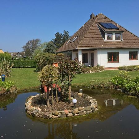 Haus Daheim Lägenhet Utersum Exteriör bild